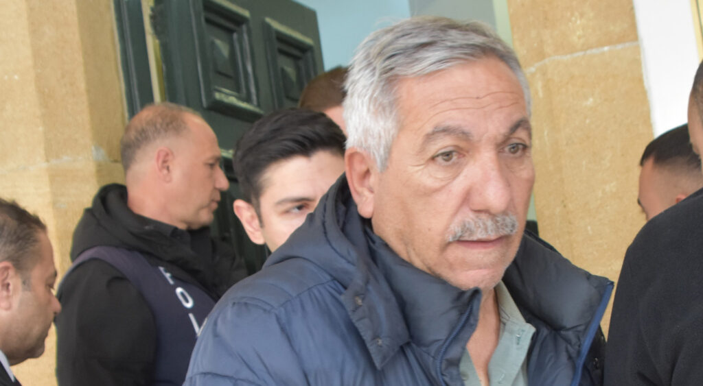 Dükkanında 64 kilo kaçak et yakalatan köfteci mahkemeye çıkarıldı!