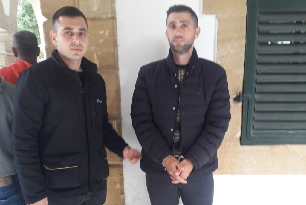 Bir şahsı arabasına parça alma vaadiyle dolandırdı, mahkemeye çıkarıldı!