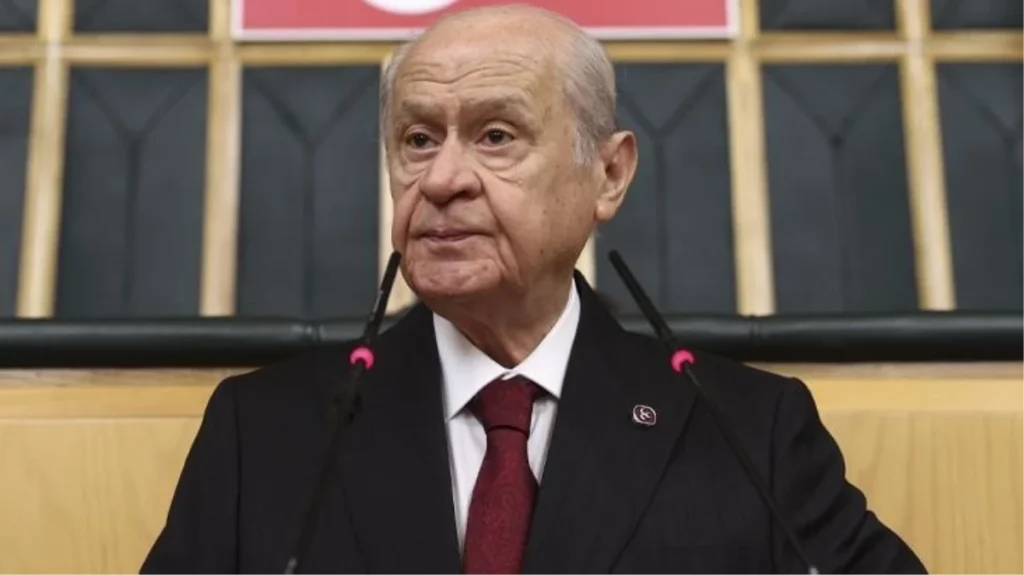 Bahçeli: “Türkiye, Azerbaycan ve KKTC’nin ortak alfabeye hazır olması Türk birliğinin müjdesidir”
