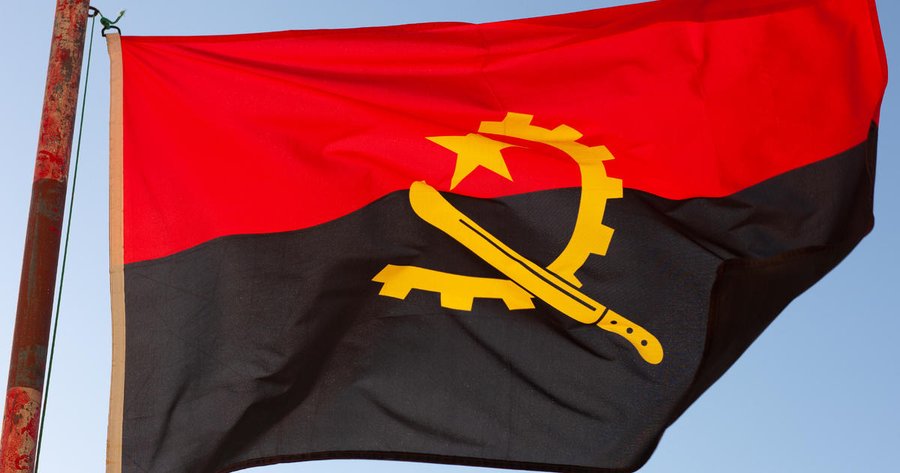 Angola’da büyücü olmadıklarını kanıtlamak için bitkisel sıvı içen 50 kişi öldü