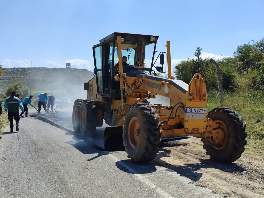 Serdarlı-Görneç yolu tamir ediliyor