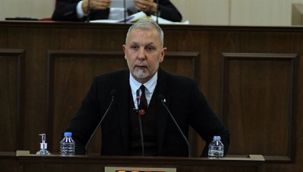 Serhat Akpınar: Devletin yüksek eğitim alanına sahip çıkması gerekiyor