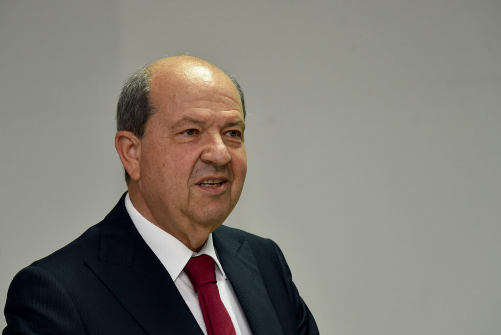 Tatar : ’Yabancılar geldi Kıbrıs’ı işgal etti’, ben buna inanmıyorum