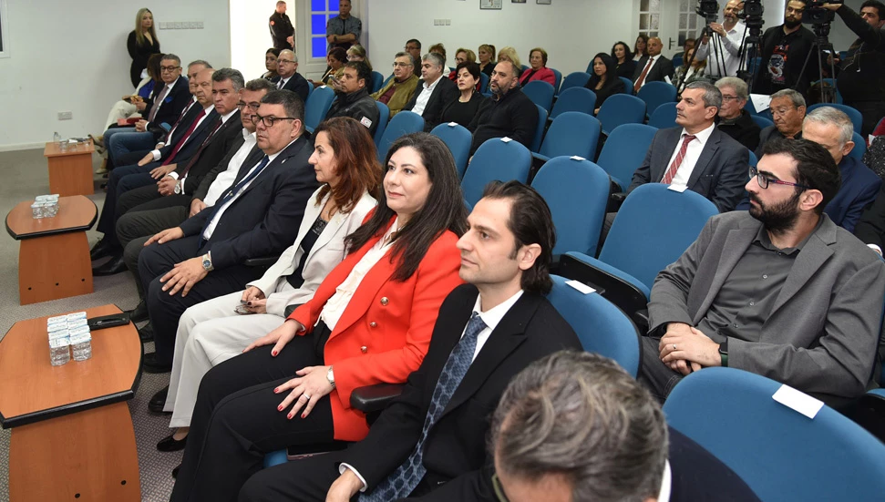 Özant: Her alanda var olan sorunların katlanarak artmaktadır
