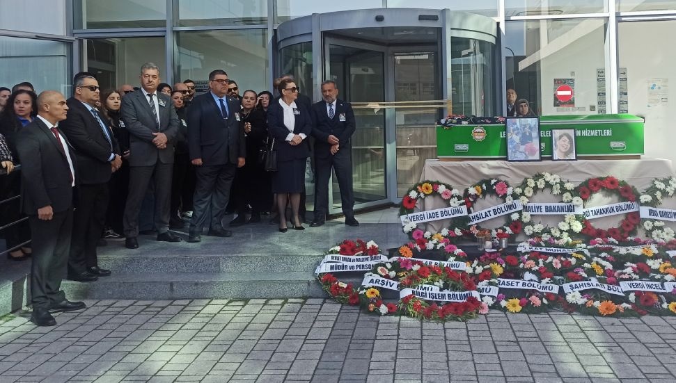 Rüya Eyüpoğlu için Gelir ve Vergi Dairesi’nde tören düzenlendi