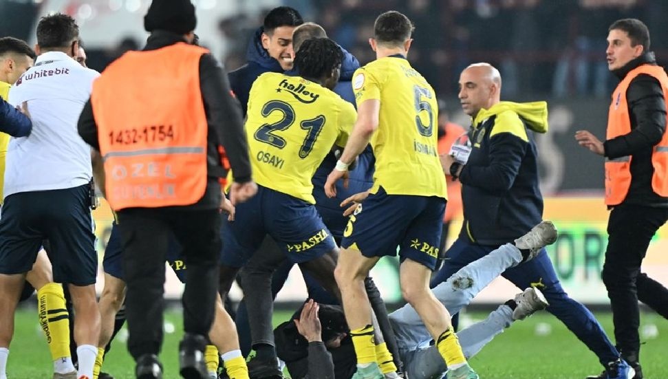 Trabzonspor – Fenerbahçe maçının ardından çıkan olaylar Avrupa basınında