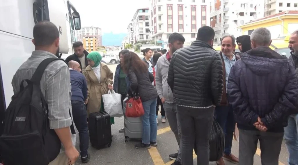 Hatay otogarında yoğunluk! Bayram için dönüşler sürüyor