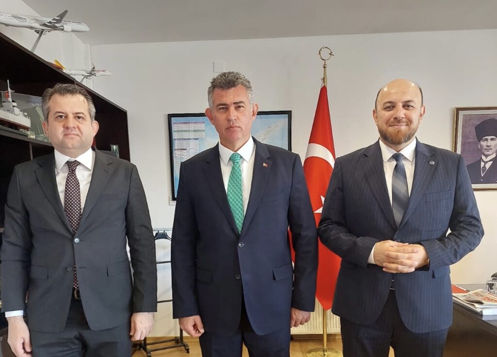KKTC’de bulunan YÖK Denetleme Kurulu Heyeti, Büyükelçi Feyzioğlu’nu ziyaret etti
