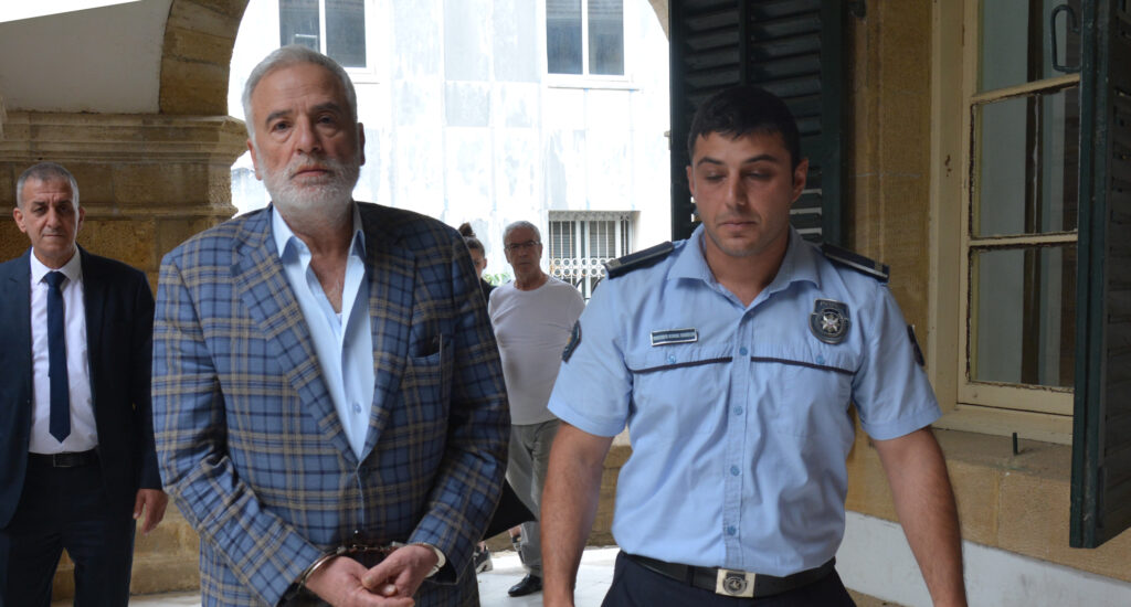 Silah meselesinde tutuklanan iki zanlıdan biri serbest kaldı diğeri mahkemeye çıkarıldı!