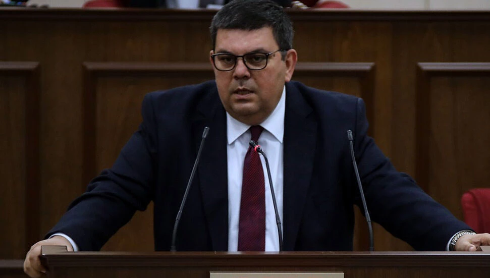 Özdemir Berova: Şans oyunları hizmetler vergisinden yaklaşık 62 milyon dolar gelir bekliyoruz