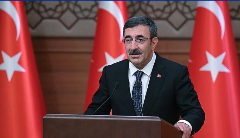 Yılmaz: Daha nice güzel bayramları hep birlikte kutlamayı temenni ederim