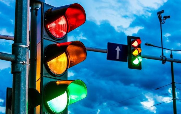 PGM, trafik ışığı denetimleri yaptı, 437 sürücü tespit edildi!