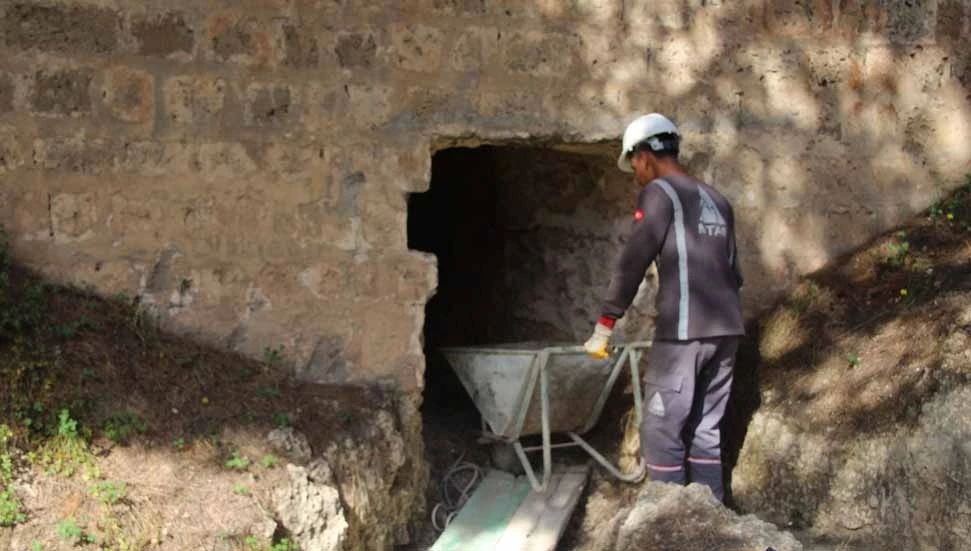 Gazimağusa’da Barış Harekatı’nda halkın Suriçi’ne girişinin sağlandığı tünelde çalışma başlatıldı