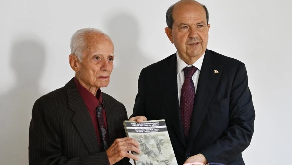 “Milli Arşiv ve Araştırma Dairesi Kıbrıs Kitaplığı”na, Mahmut İslamoğlu’nun adı verildi