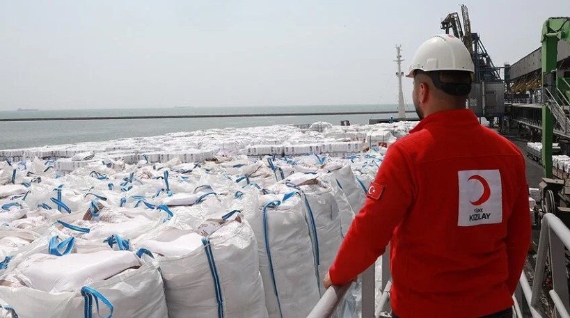 Türkiye, bugüne kadar yaklaşık 40 bin ton insani yardım malzemesini Gazze’ye ulaştırdı