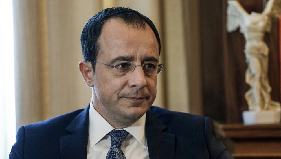 Nikos Hristodulidis, dış Rumlar toplantısında “federasyon çözümü” mesajı verdi