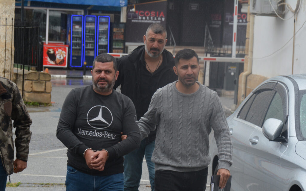 Türkiye’de hapse mahkum edilen Murat Günman iade talebi nedeniyle mahkemeye çıkarıldı!