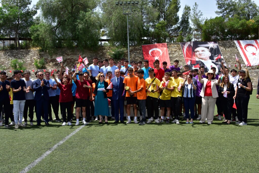 Tatar: “Kardeşliğin, dayanışmanın ve sporun güzelliklerini bir arada izledik”