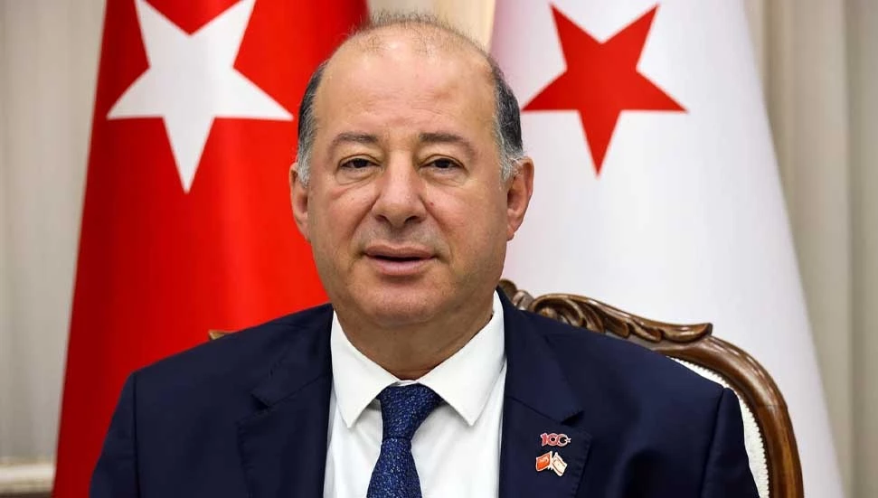 Dinçyürek, sağlıkta örgütlü üç sendika ile toplantı gerçekleştirdi