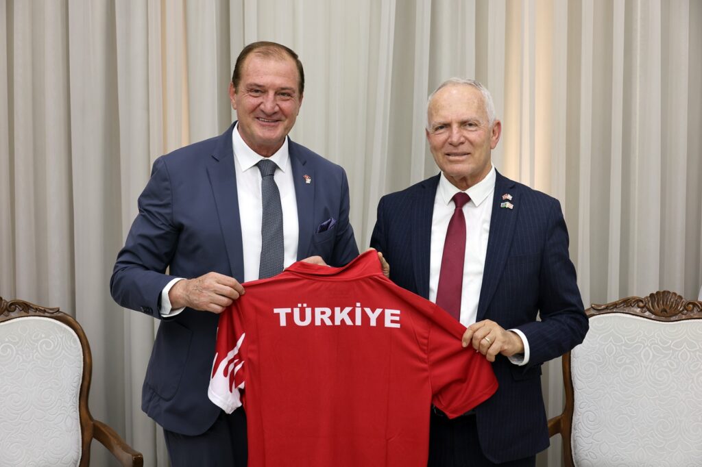 Töre, Türkiye Taekwondo Federasyonu Başkanı Metin Şahin ile görüştü