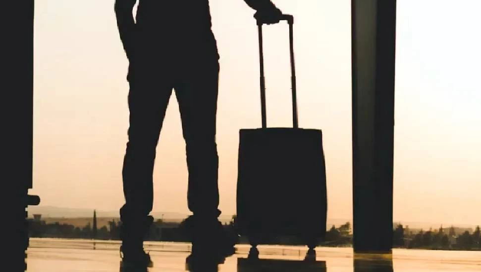 Valizlerin içerisinde milyonlarca Euro taşınıyor