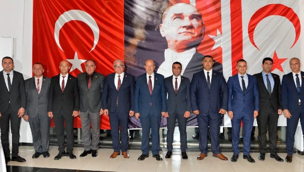 Ersin Tatar, Sivil Savunma Teşkilatı’nın terhis törenine katıldı