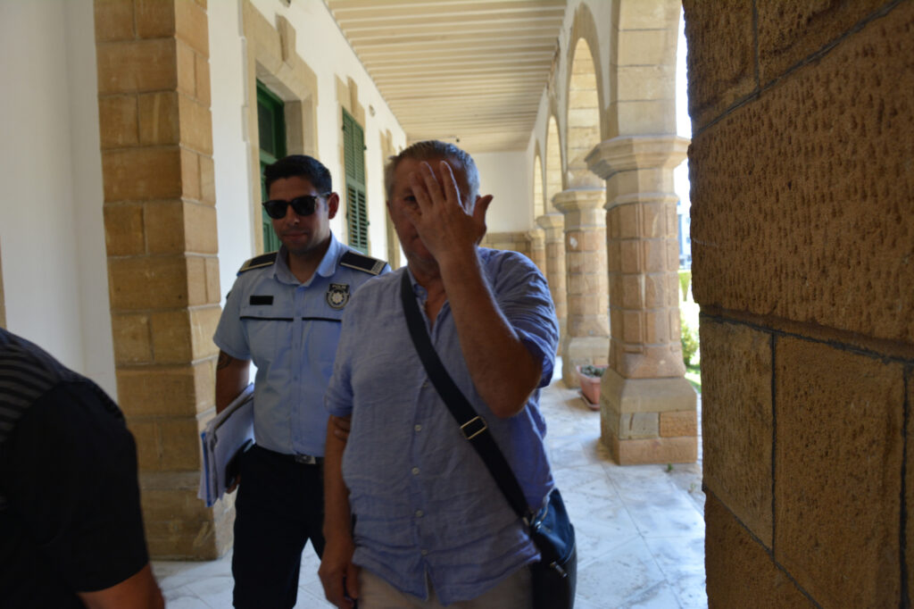 Sergei Ropashof ise ülkeye giriş kaydı olmadığından ihraç edilecek