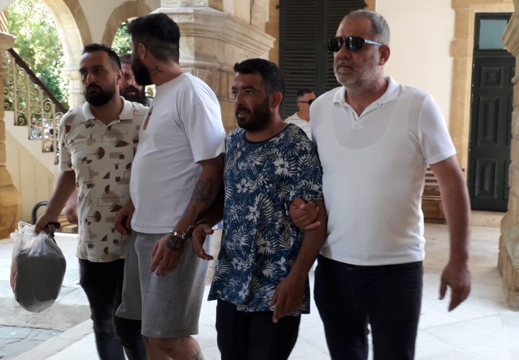 Uyuşturucu madde ve patlayıcı madde suçundan mahkemeye çıkarıldılar!