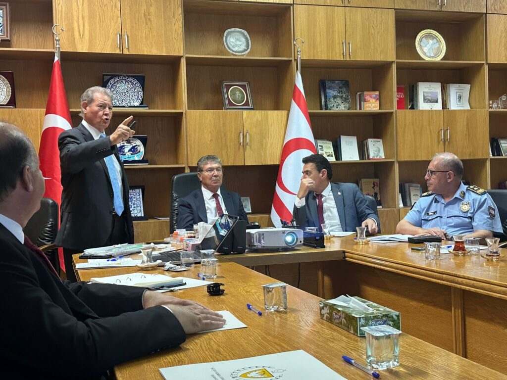 Başbakan Üstel: “Hedefimiz, genç nesilleri korumak”