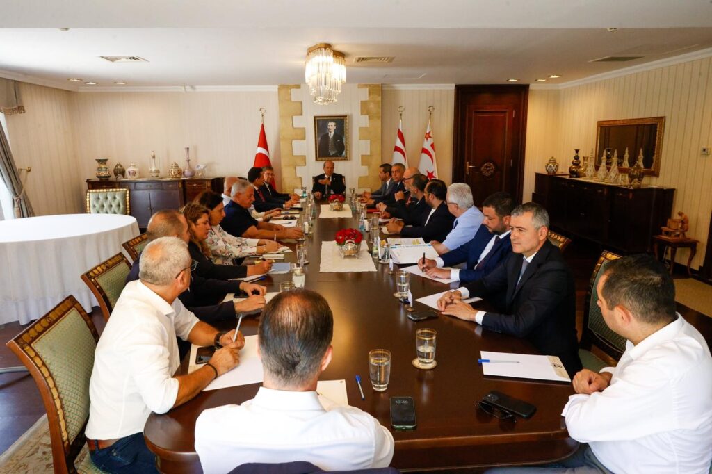 Cumhurbaşkanlığı’nda istişare toplantısı yapıldı