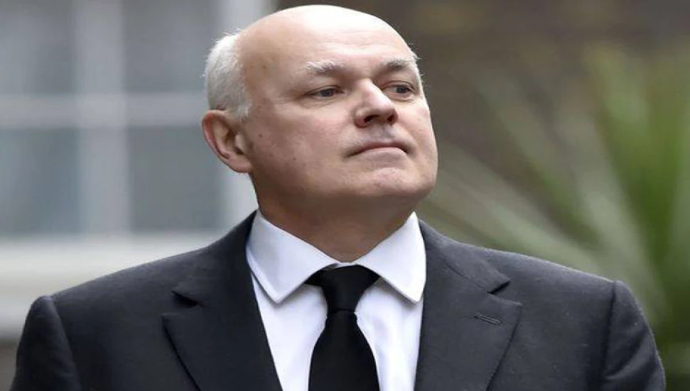 İngiliz Milletvekili Iain Duncan Smith, KKTC’ye doğrudan uçuş çağrısını yineledi
