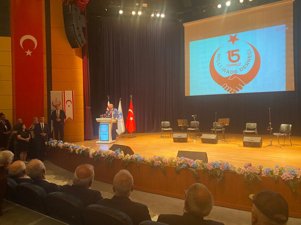 Cumhurbaşkanı Tatar Sakarya Üniversitesi’nde konferans verdi