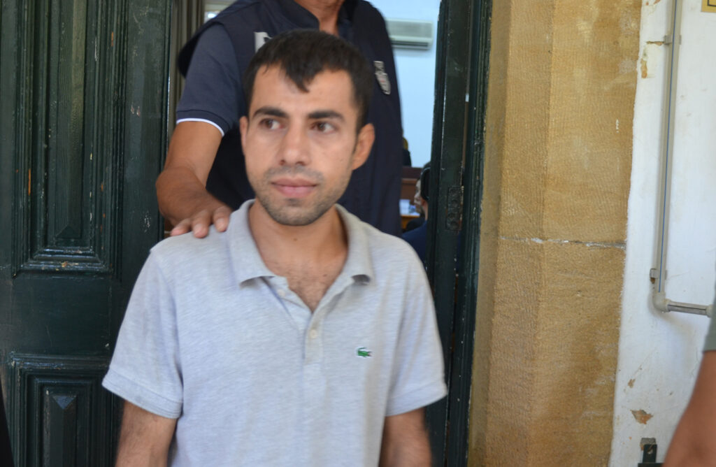 Askeri bölgeyi ihlal: Güneydeki arkadaşının restoranın ziyaret etmiş!