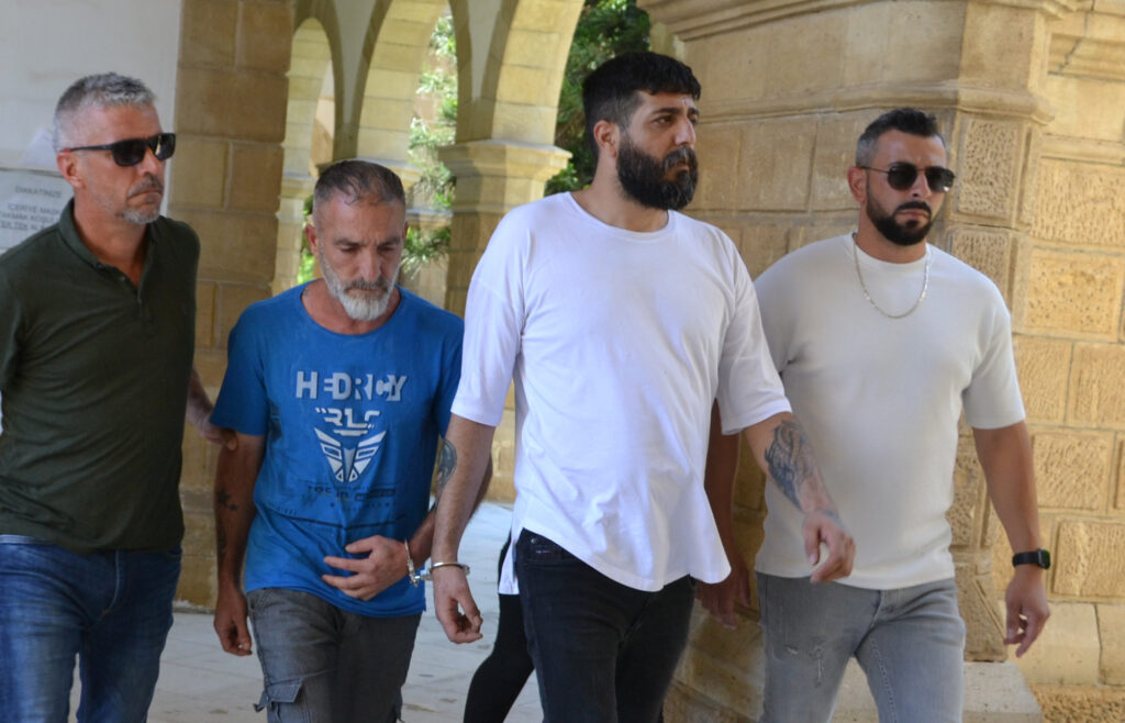 5 zanlı 4 gün daha tutuklu kalacak!