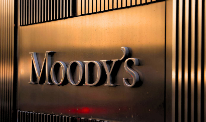 Moody’s, Türkiye’nin kredi notunu iki kademe artırdı