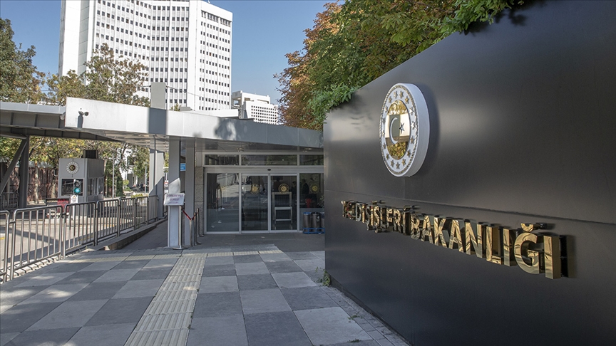 TC Dışişleri Bakanlığından Suriye politikasıyla ilgili iddialara yanıt: “Ortaya atılan iddialar, temel tarih bilgisinden dahi yoksun”