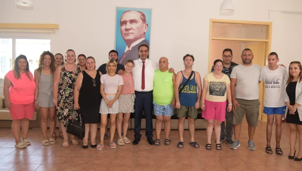 Sadık Gardiyanoğlu, 18 Yaş Üstü Engelli Rehabilitasyon Merkezi’ndeki tadilat çalışmalarını inceledi