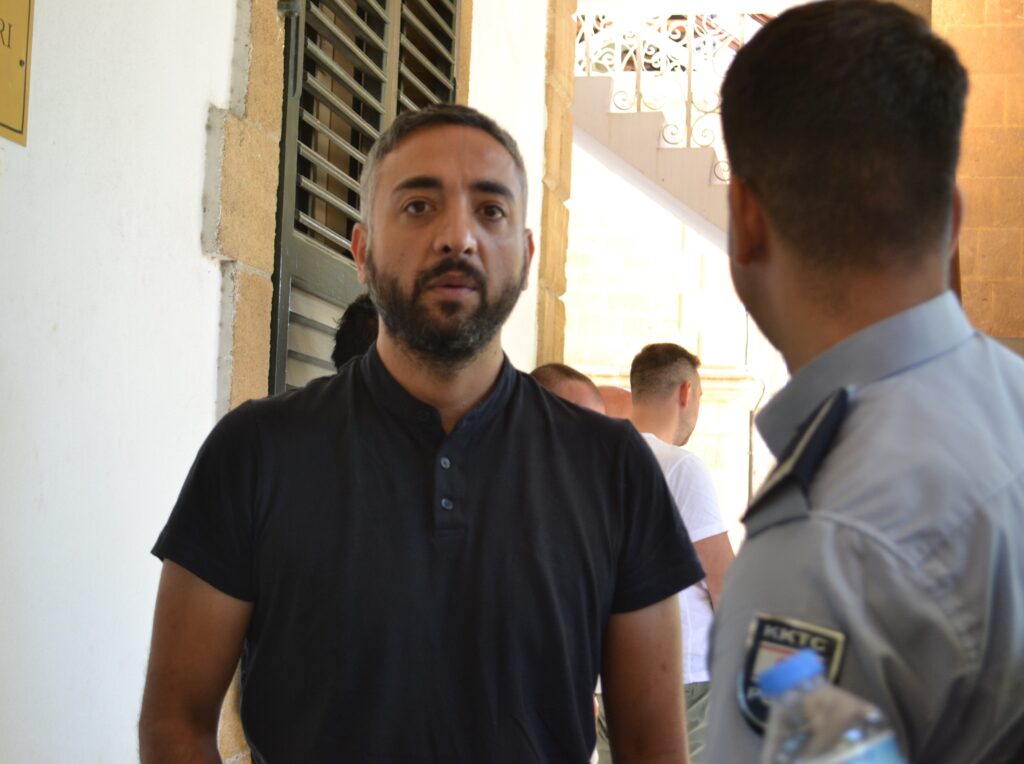 Darp edip zorla para aldığı şahsın şikayeti üzerine tutuklandı!