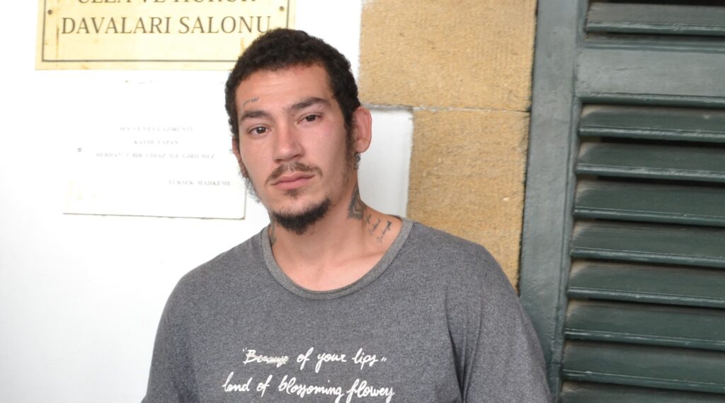 Özür dilerim bir daha asla böyle bir şey yapamayacağım”