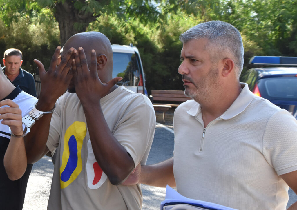 Evinde uyuşturucu bulundu