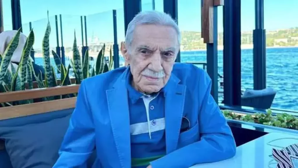 Aydemir Akbaş hayatını kaybetti
