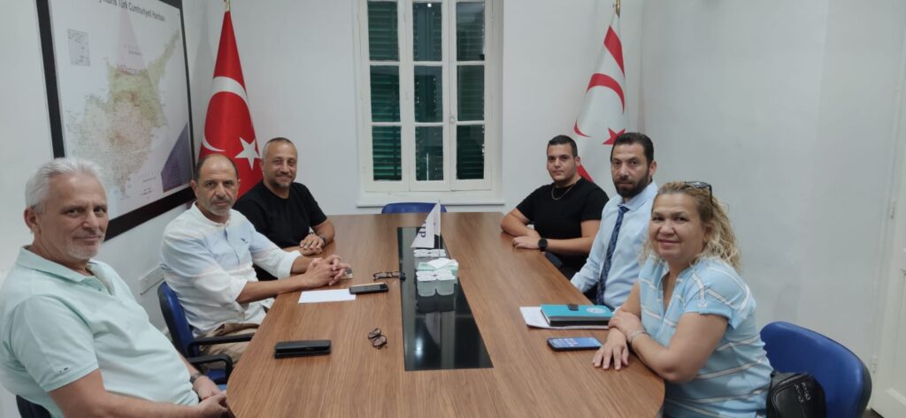 Hemşireler ve Ebeler Sendikası: “Mesleğimiz onurumuzdur”