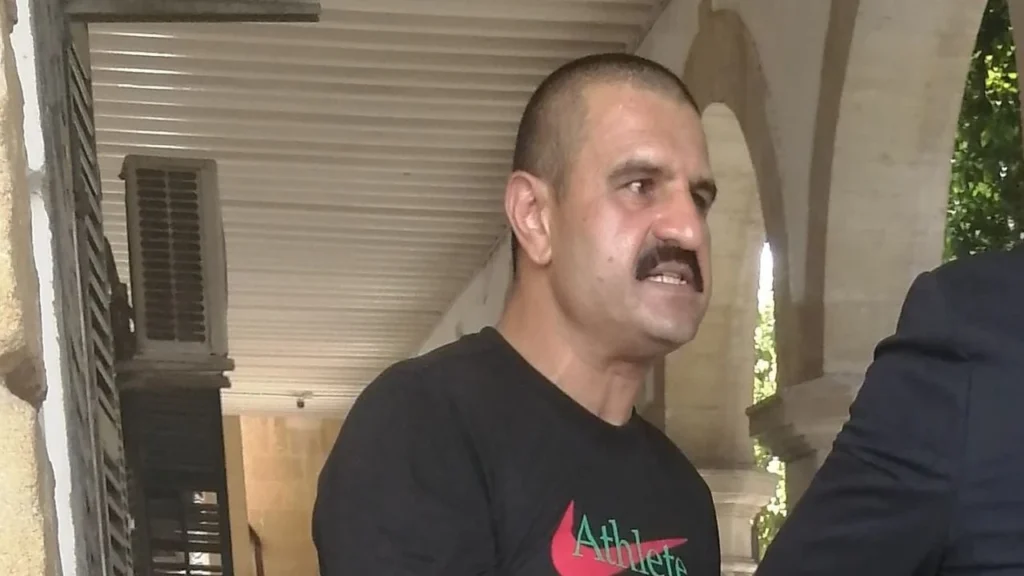 “Zor günler yaşadım”