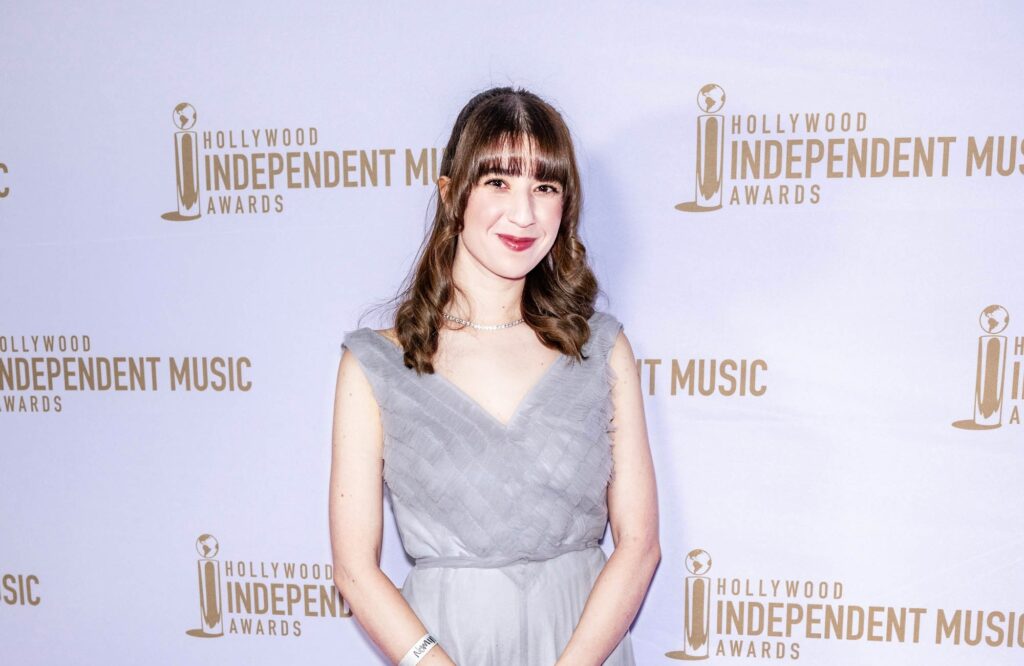 Kıbrıslı Türk Sanatçı Mirana Faiz’in eseri 2024 Hollywood Bağımsız Müzik Ödülleri’ne aday