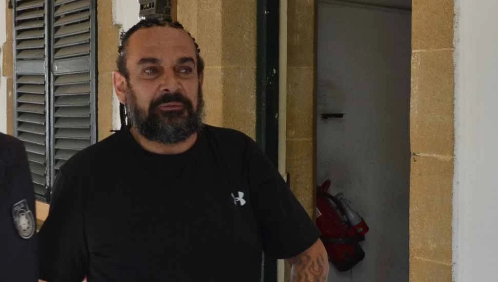 Lefkoşa’da polisleri darbeden Taner Çizer, 10 gün süreyle cezaevine gönderildi!