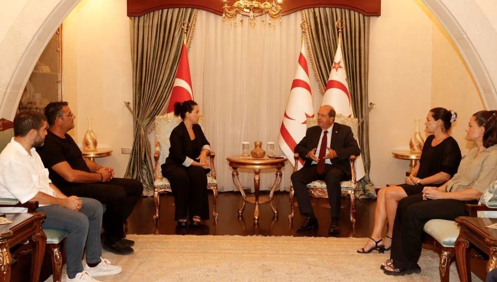 Cumhurbaşkanı Tatar, Şampiyon Melekleri Yaşatma Derneği’ni kabul etti