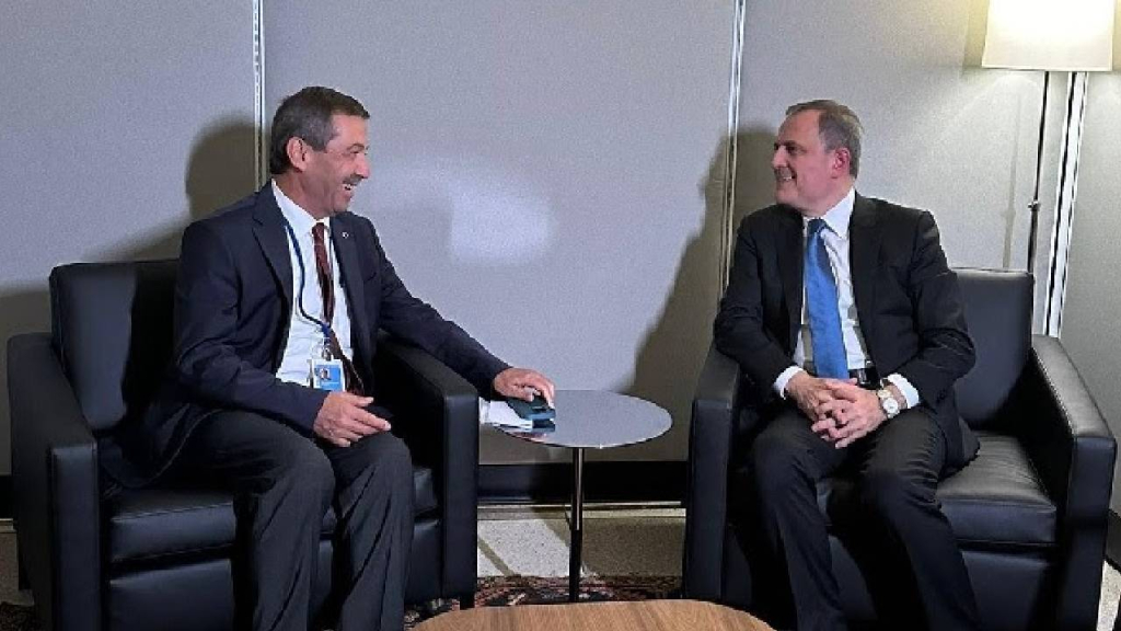 Bakan Ertuğruloğlu, Azerbaycanlı mevkidaşı Bayramov ile görüştü