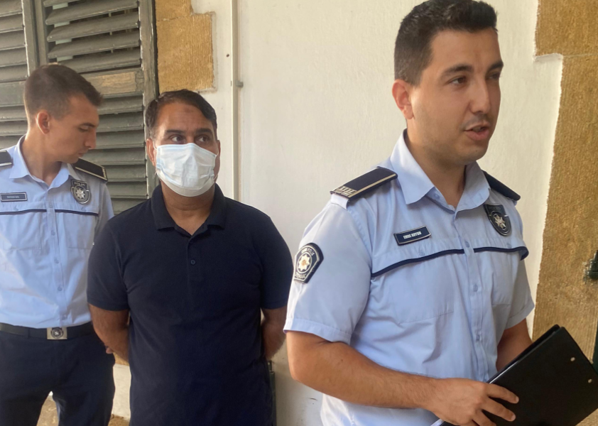 Tutuksuz Yargılanacak