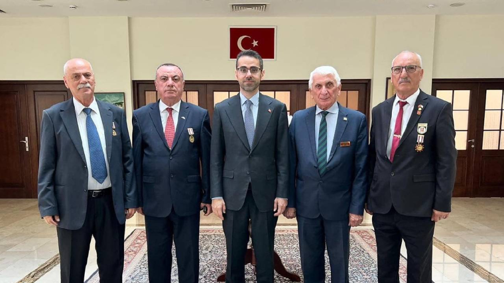 Serim: Gazilerimizin ve şehit ailelerimizin yanında olmaya devam edeceğiz