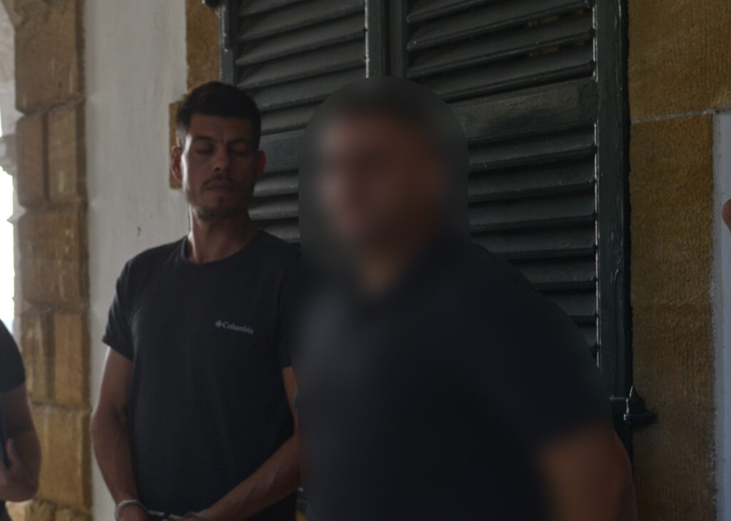 Eşini darp etti, tutuksuz yargılanacak!